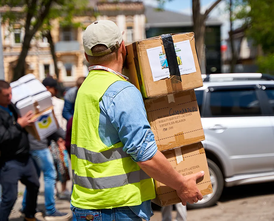 International aid transport to Eastern Europe
